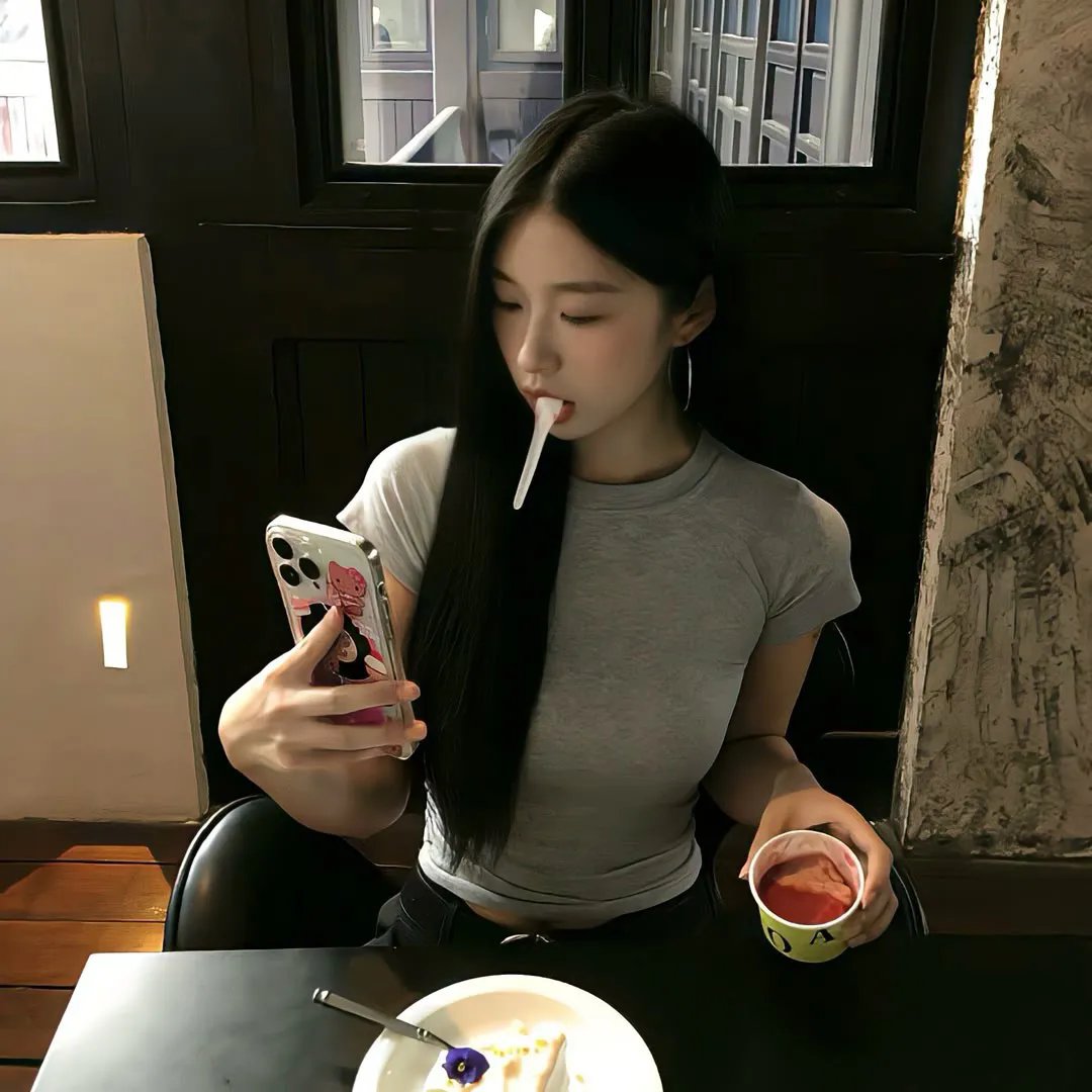 圈养的妇女